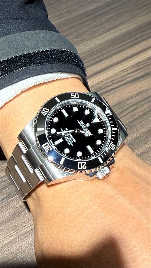 ロレックス サブマリーナ 124060 現行 純正 ボックス M 箱 ケース ロレックス サブマリーナー オイスタースチール、M124060-0001