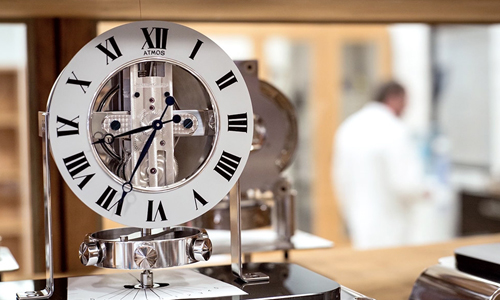 半永久的に動く置時計 ジャガールクルト「アトモス」を徹底解説 