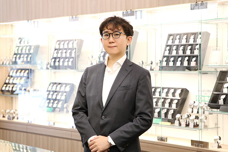 スタッフ　多田