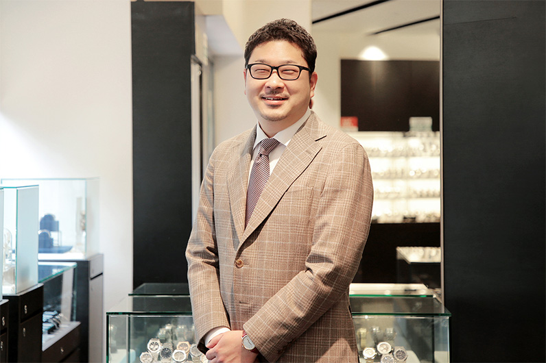 店長　村上　画像