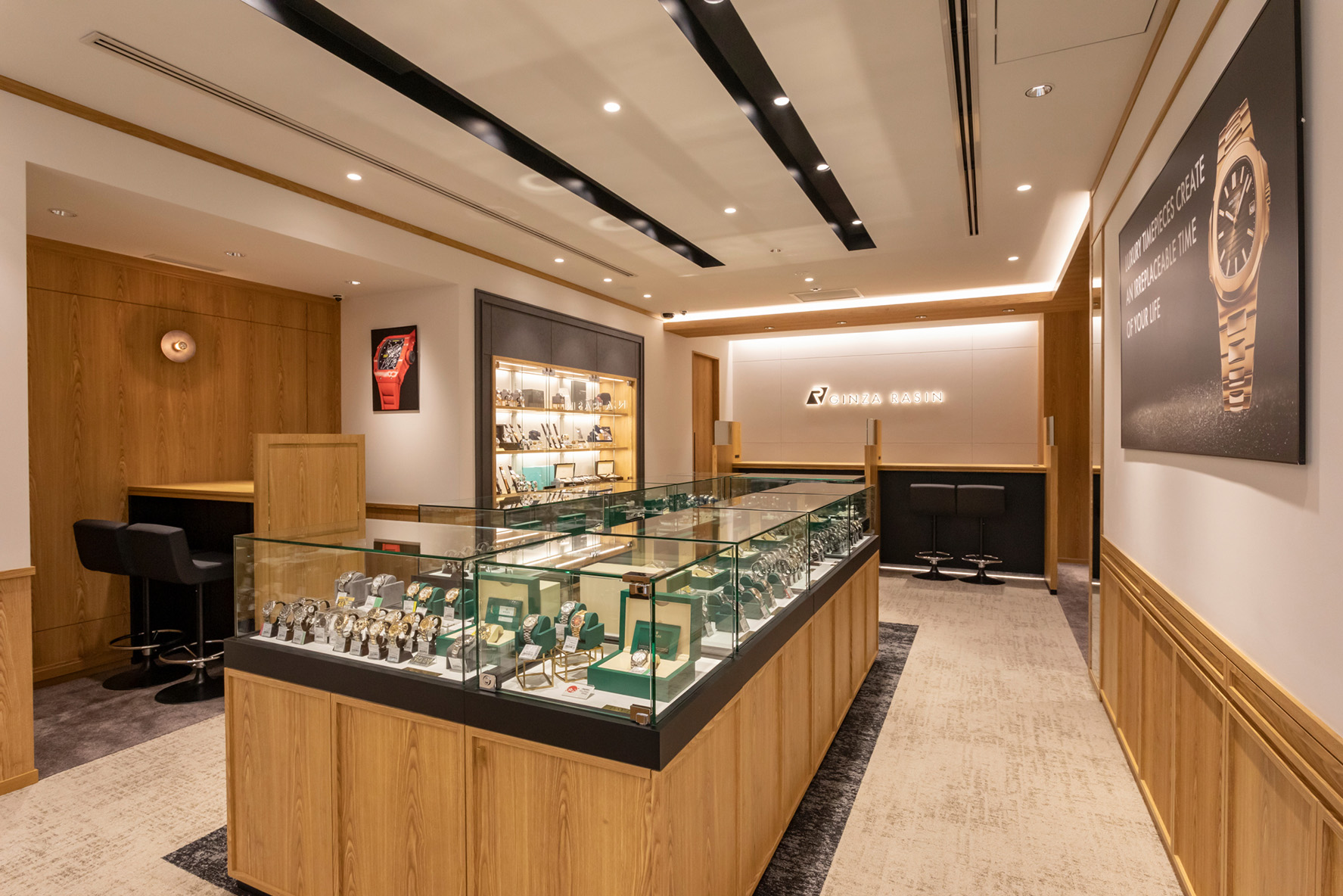 新宿店 店内イメージ